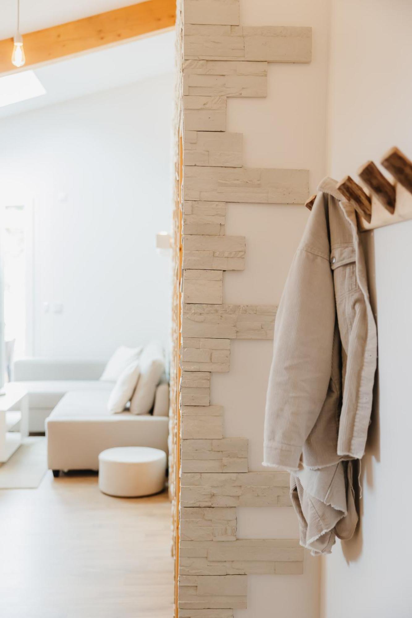 Chaleureux 8 Couchages #4 Apartment Embrun